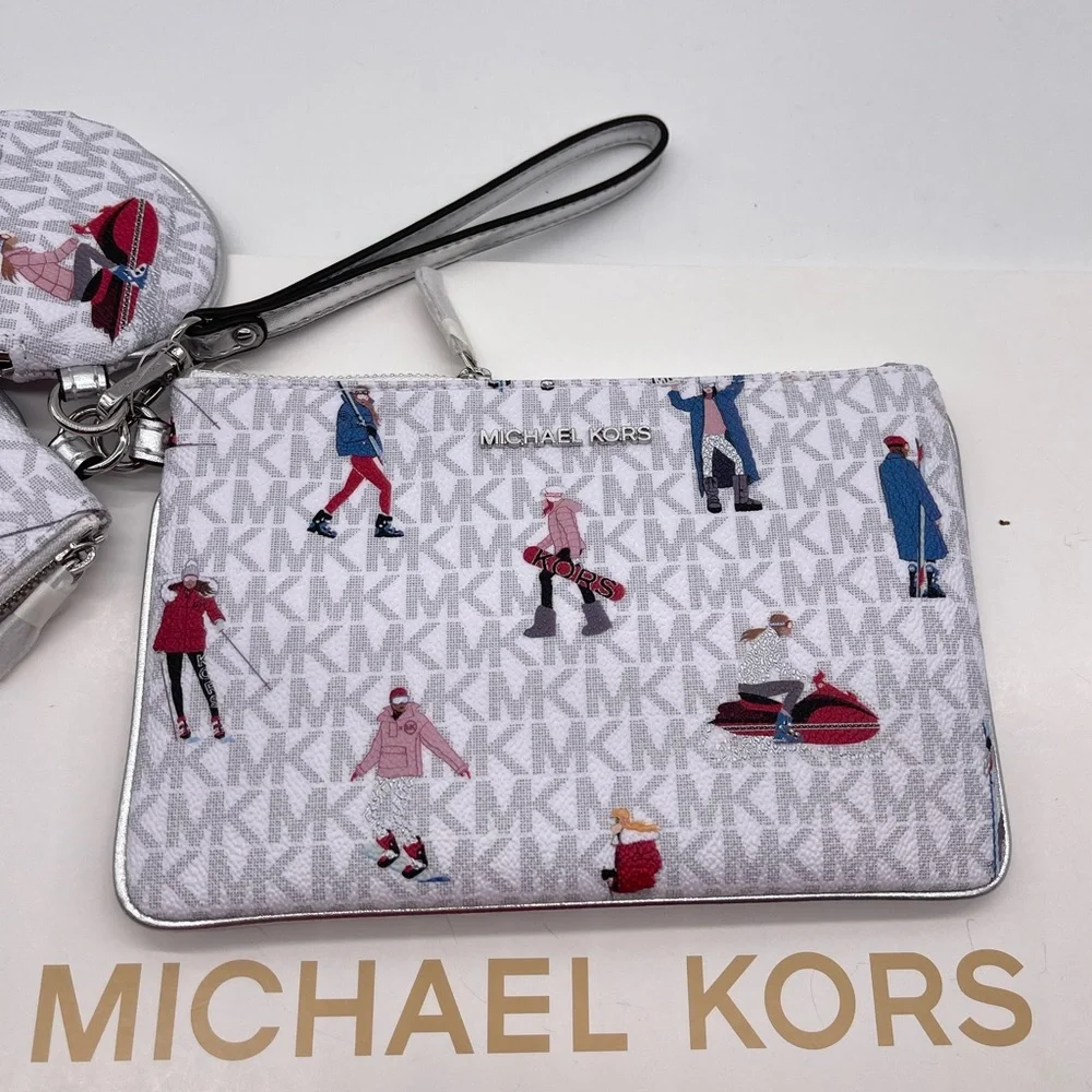 Michael Kors JST Multi Wristlet Trio